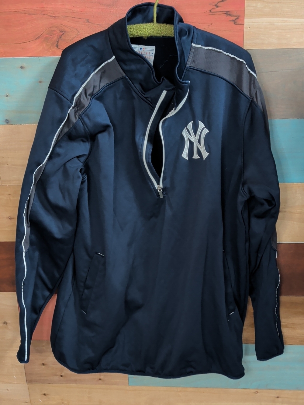 Genuine Merchandise Navy Blue New York Yankees Half-Zip Windbreaker